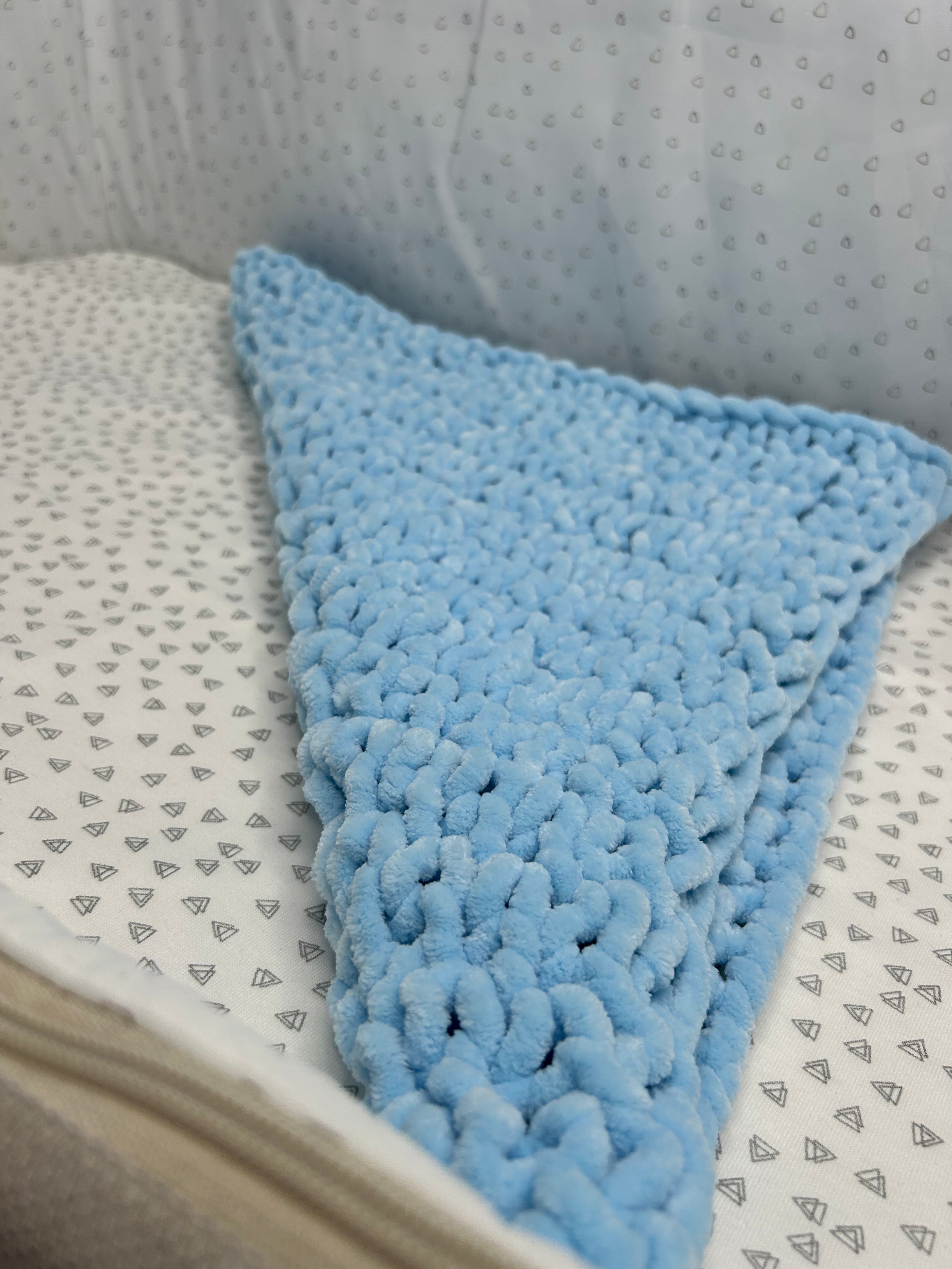 Misknit - Sky Blue Baby Blanket Snuggler